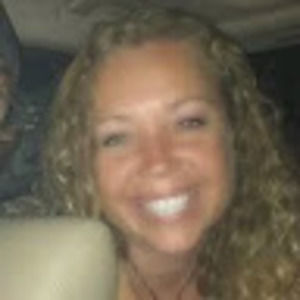 Meet your Posher, Caroline kelly